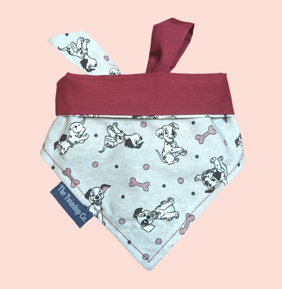 Reversible Pet Bandana: "我爸超帅" (Small)